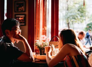 Why Sales Is Like Dating Dating