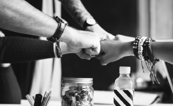 A Practical Guide On Building Rapport In Sales