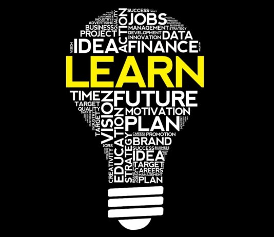 What Sales Teams Can Learn From Warren Buffett’s Wisdom Wisdom