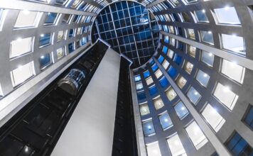 An Expert Guide To Elevator Pitch Mastery – Part 1 Elevator