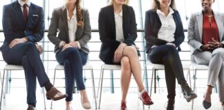 10 Expert Tips To Stand Out On LinkedIn Progression